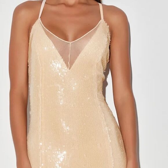 Lulu’s Magic Feeling Cream Sequin Mermaid Maxi Med - Picture 2 of 5